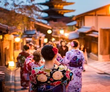 Gion Kyoto: 3-Hr Small Group Guided Walking Tour